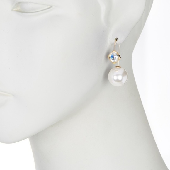 Square Crystal Thread Pearl Earrings - Picture 2 of 3